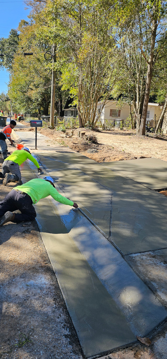 services/concrete/sidewalk/chavers_construction_sidewalk_belair_rd_p3.jpg