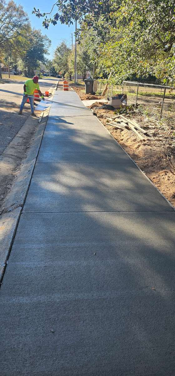 services/concrete/sidewalk/chavers_construction_sidewalk_belair_rd_p5.jpg